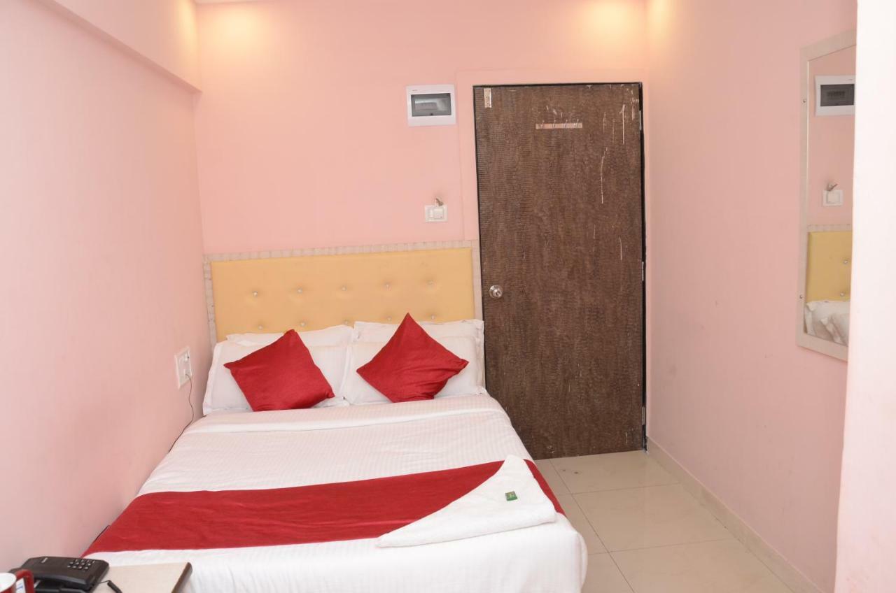 Anil Guest House Bombaim Exterior foto